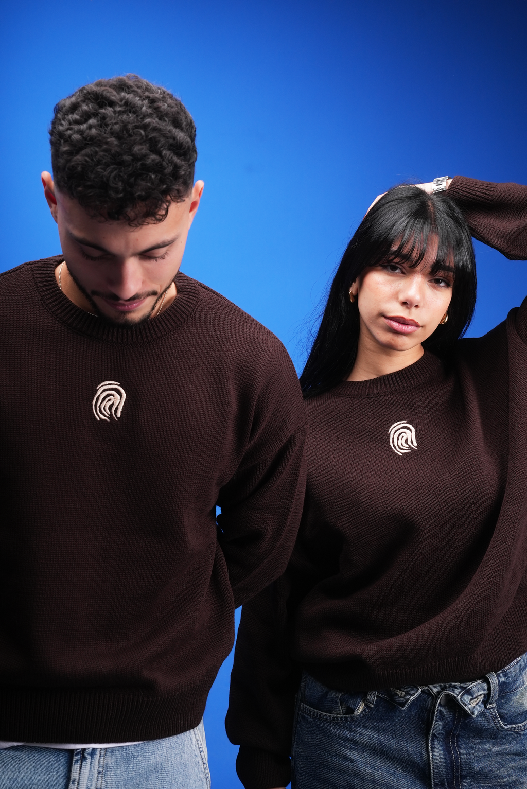 CHOICES BROWN CREWNECK