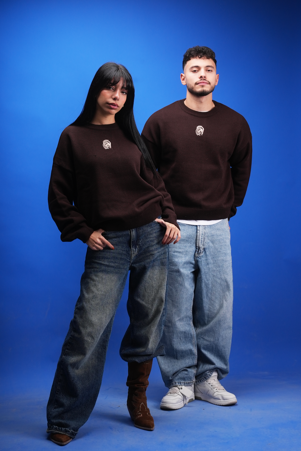 CHOICES BROWN CREWNECK