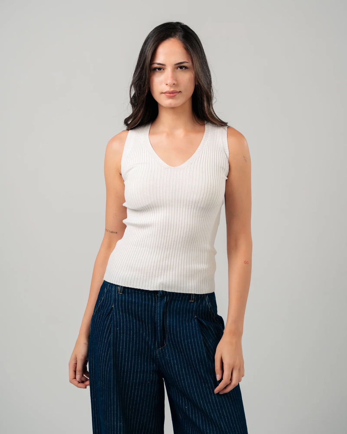 LAQTA White Knitted Top - image 2
