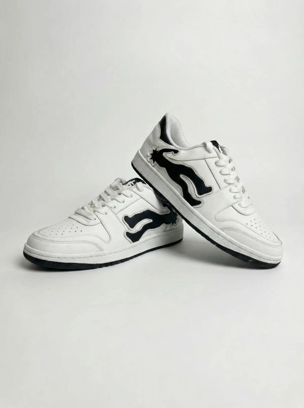 ZEVOR White Shoes - image 3