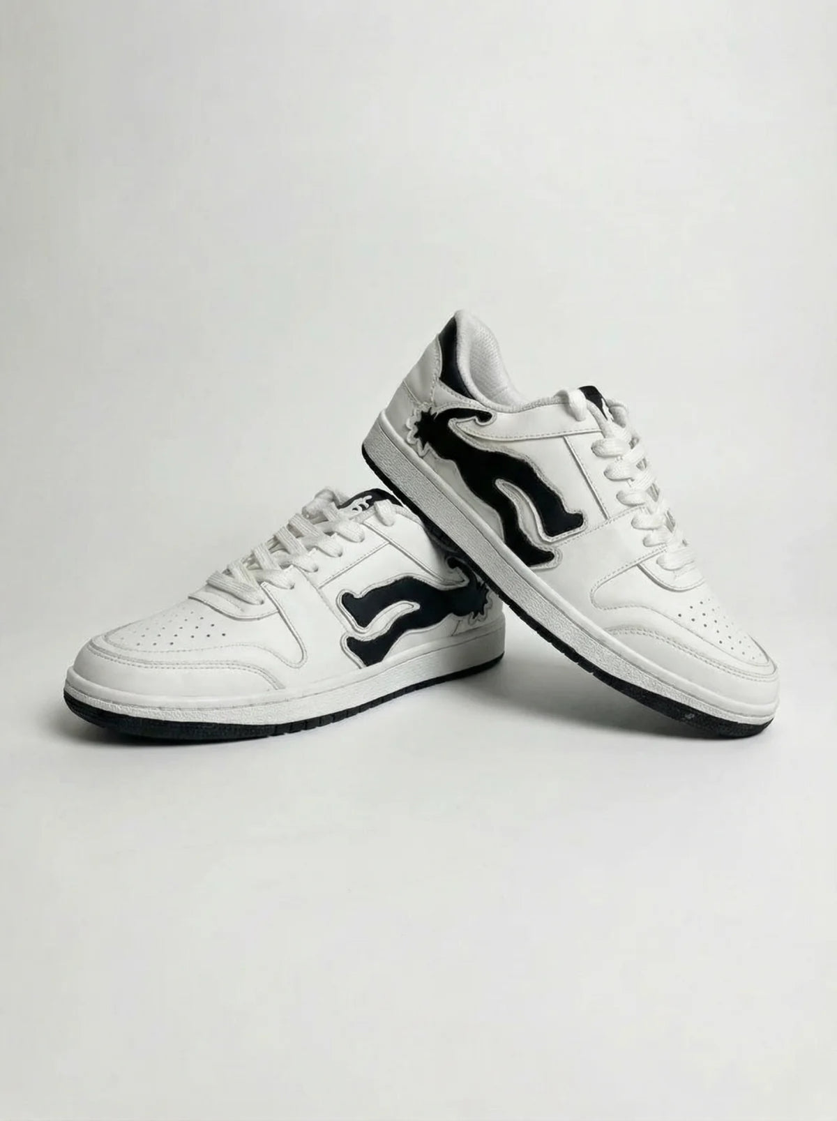 ZEVOR White Shoes - image 3